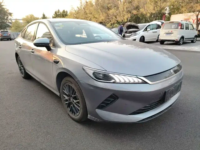 BYD Qin PLUS — Фото автомобиля 3
