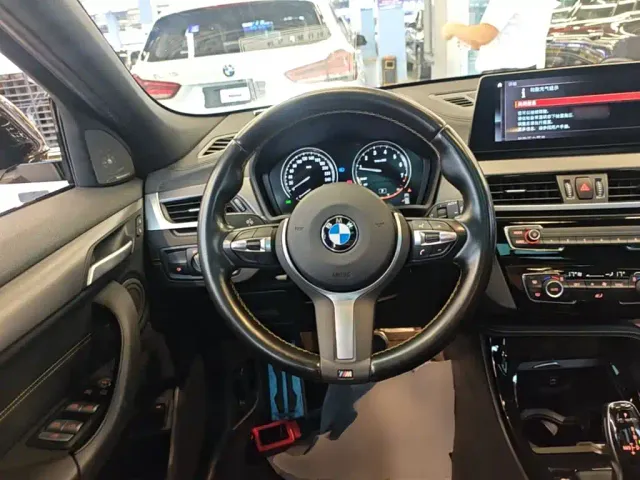 BMW X2 — Фото автомобиля 10