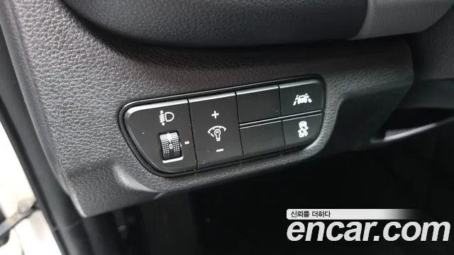 Kia Seltos Seltos Бензин 1.6 турбо 2WD — Фото автомобиля 18