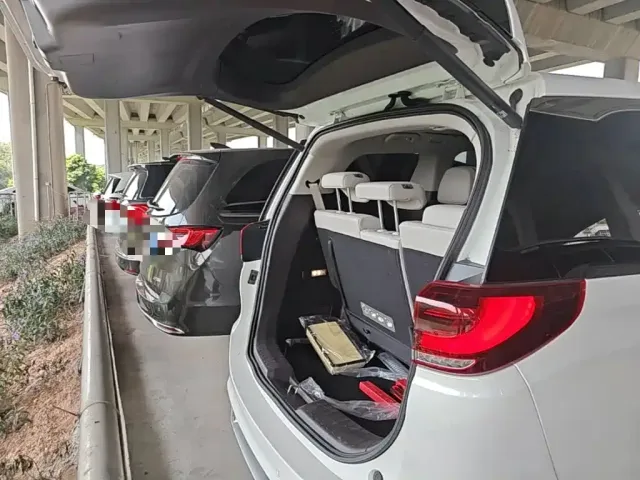 GAC Trumpchi M8 — Фото автомобиля 14