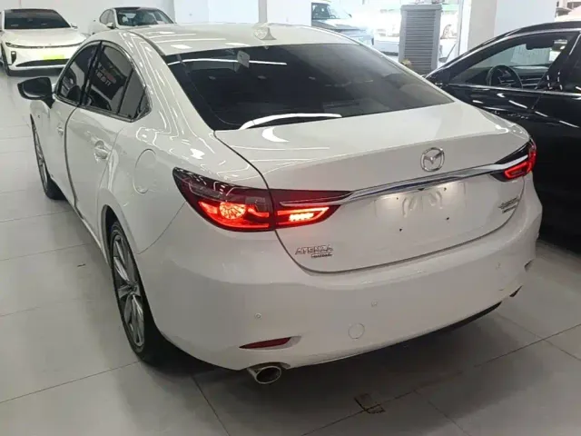 Mazda Atenza — Фото автомобиля 4