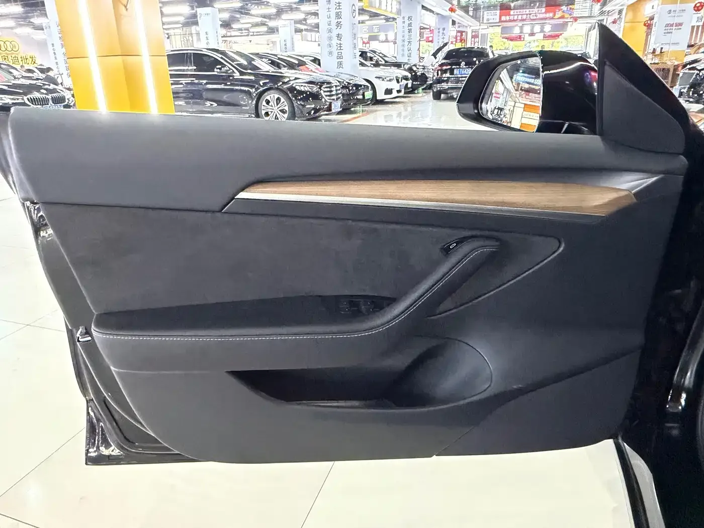 Tesla Model 3 2022 Performance High-Performance AWD — Фото автомобиля 18