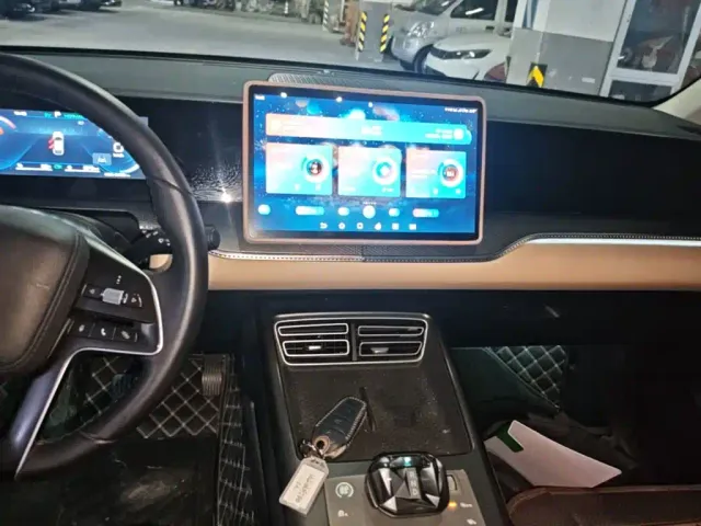 BYD Song Pro — Фото автомобиля 12