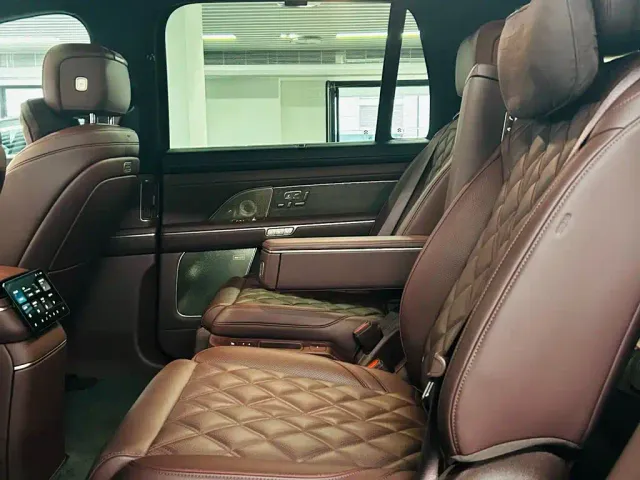 Nio ES8 — Фото автомобиля 8