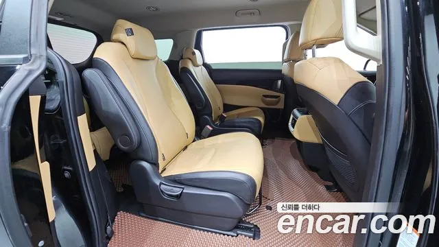 Kia Carnival 4th Gen — Фото автомобиля 17