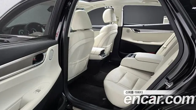 Hyundai Grandeur (New) Hybrid — Фото автомобиля 17