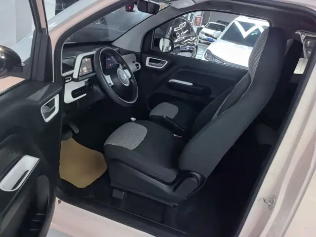 Wuling Hongguang Mini EV — Фото автомобиля 15