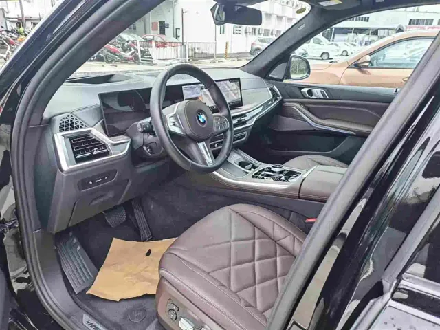 BMW X5 — Фото автомобиля 4