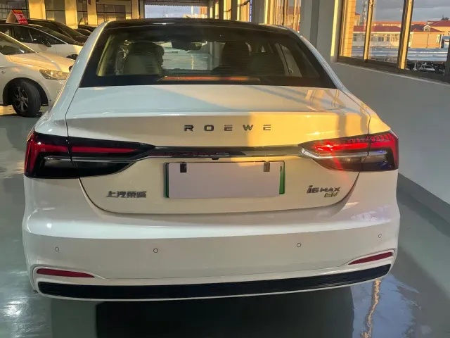 Roewe i6 MAX EV — Фото автомобиля 4