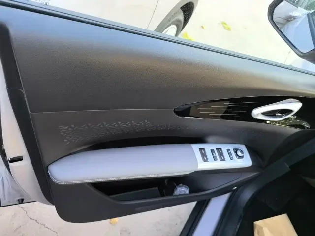 Geely Starry Wish — Фото автомобиля 9