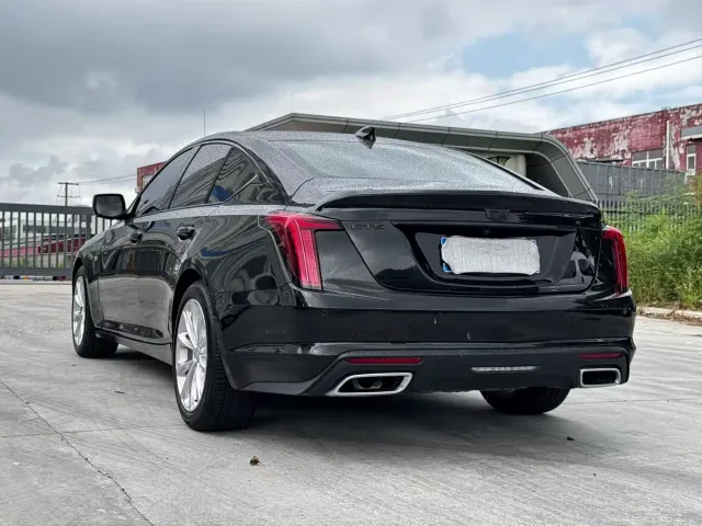 Cadillac CT5 — Фото автомобиля 9