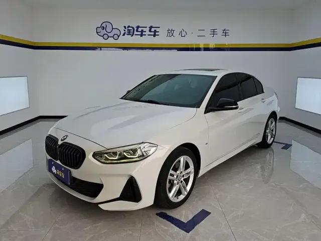 Фотография автомобиля — BMW 1 Series