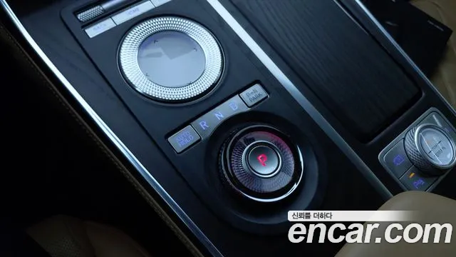 Genesis GV80 — Фото автомобиля 9