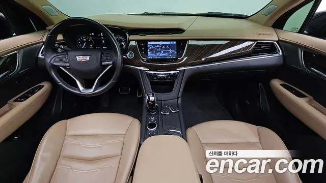 Cadillac XT6 — Фото автомобиля 6
