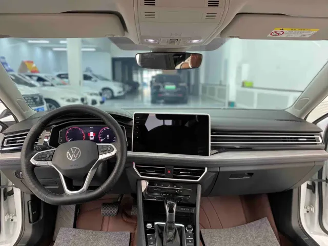 Volkswagen Sagitar — Фото автомобиля 13