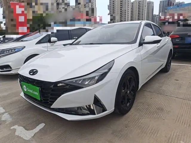 Фотография автомобиля — Hyundai Elantra