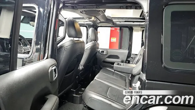 Jeep Wrangler Wrangler (JL) — Фото автомобиля 11