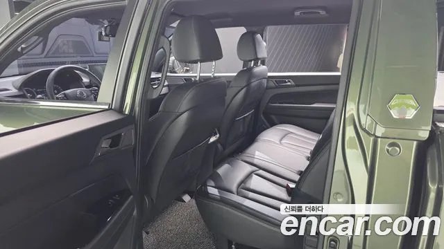KG_Mobility_Ssangyong Rexton Новый Rexton Sport Khan Дизель 2.2 4WD — Фото автомобиля 25