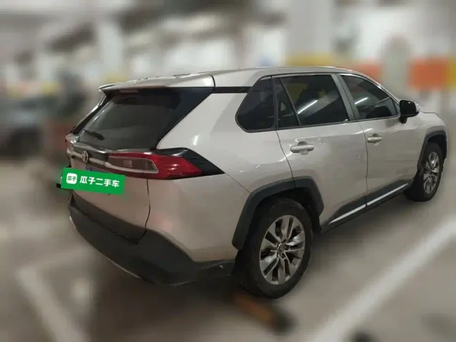 Toyota Wildlander — Фото автомобиля 6