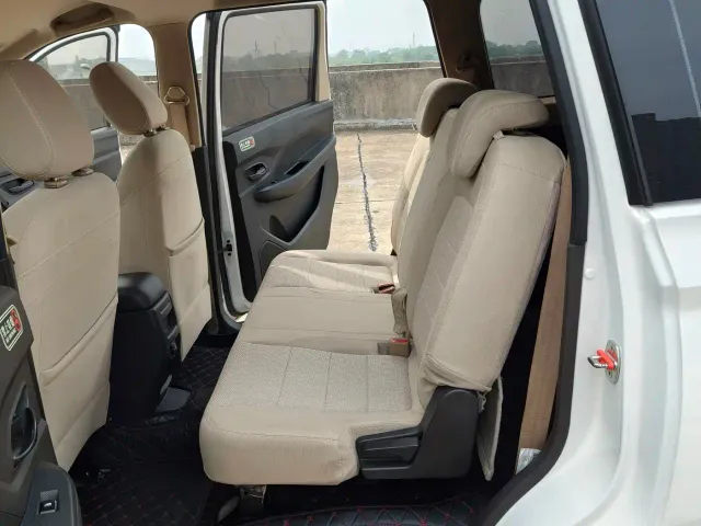 Wuling Hongguang — Фото автомобиля 14