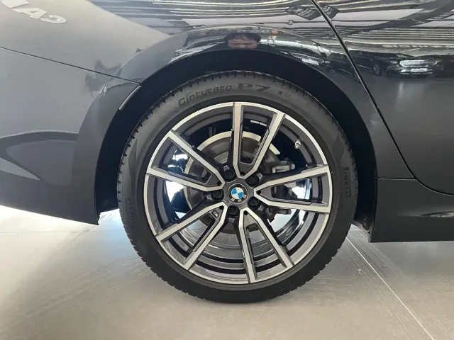 BMW 3 Series — Фото автомобиля 30
