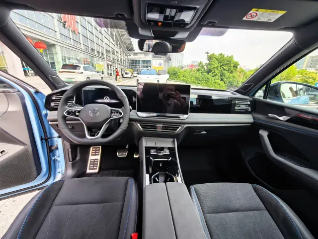 Volkswagen Tiguan L — Фото автомобиля 10