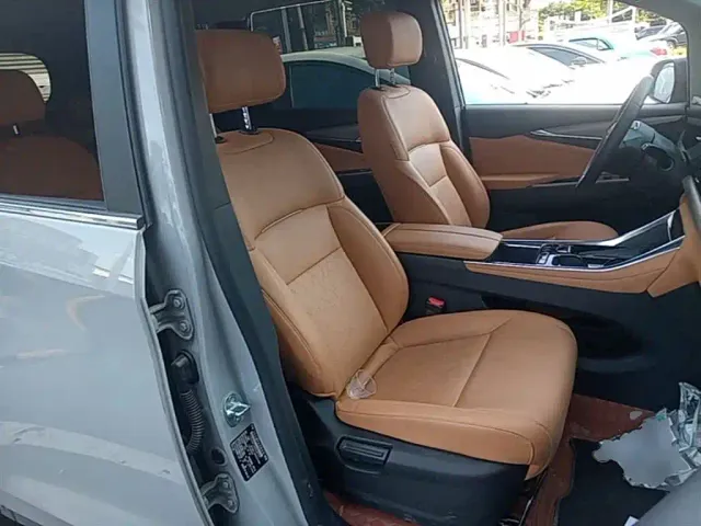 Maxus G50 PHEV — Фото автомобиля 24