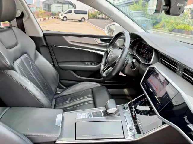 Audi A7 — Фото автомобиля 12