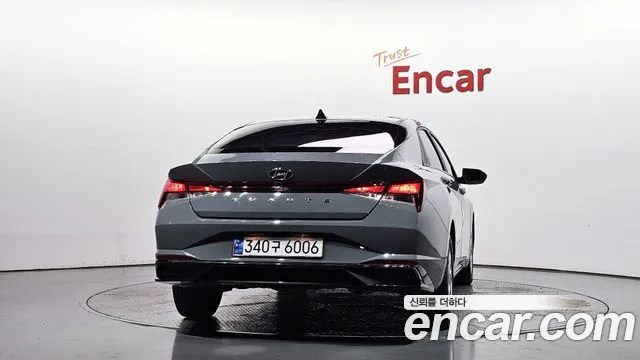 Hyundai Avante CN7 — Фото автомобиля 4