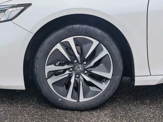 Honda Accord — Фото автомобиля 9