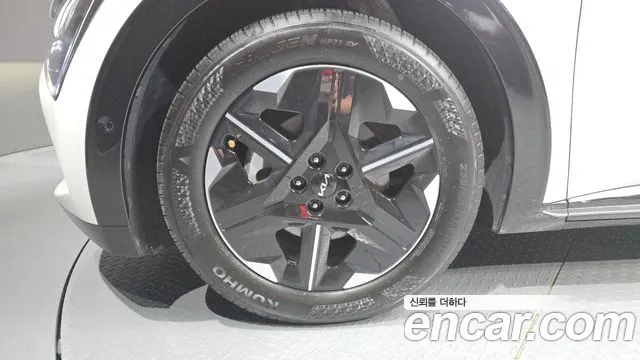 Kia EV6 — Фото автомобиля 5