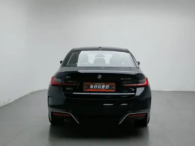 BMW i3 — Фото автомобиля 4