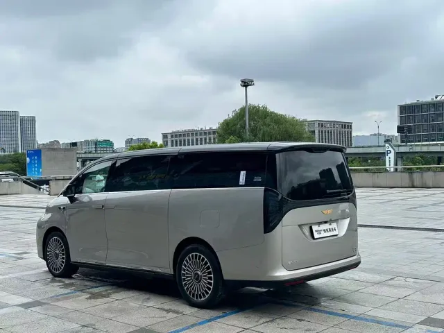 Geely Galaxy V900 — Фото автомобиля 5