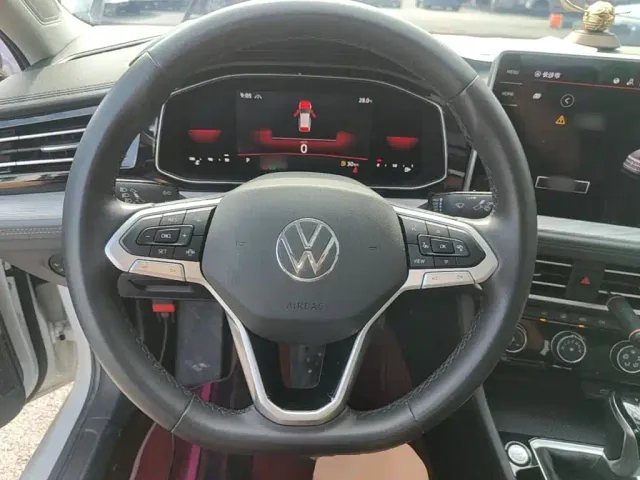 Volkswagen Sagitar — Фото автомобиля 10