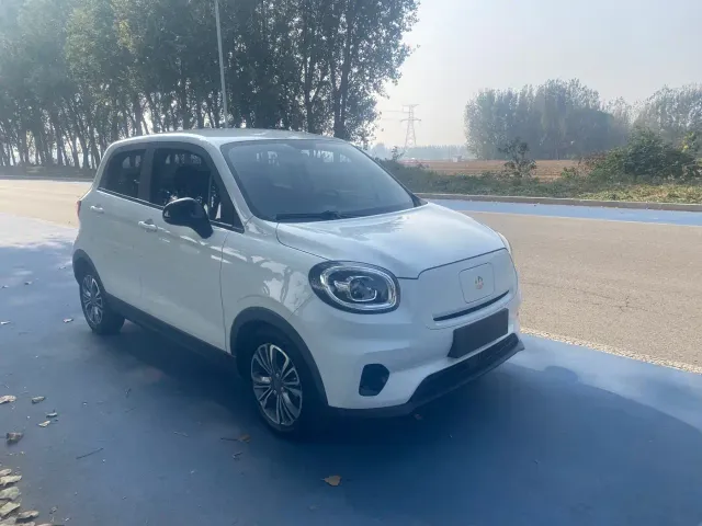 Leapmotor T03 — Фото автомобиля 3