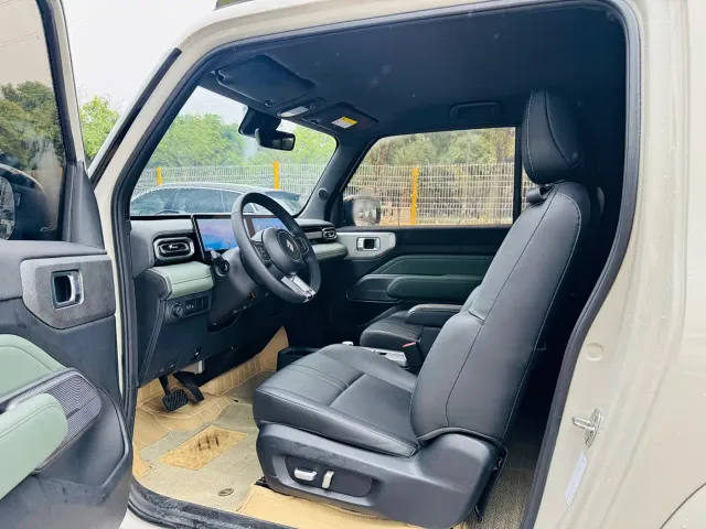 Baojun Yep — Фото автомобиля 4