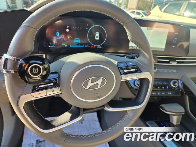 Hyundai Avante CN7 — Фото автомобиля 18
