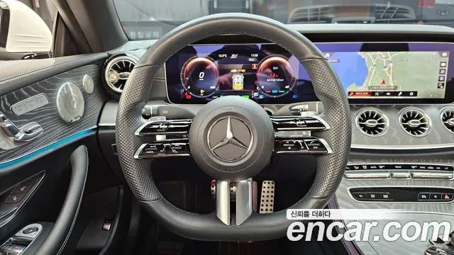 Mercedes-Benz E-Class — Фото автомобиля 13