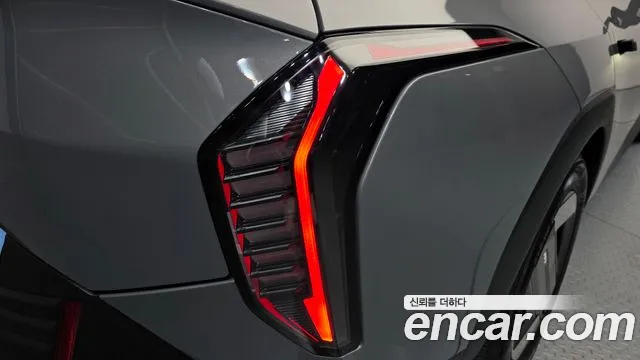 Kia EV4 — Фото автомобиля 8