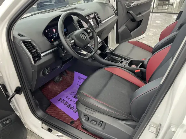 Skoda Karoq — Фото автомобиля 5