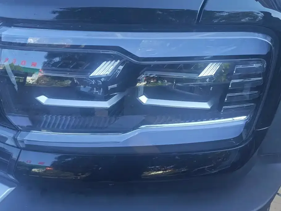 Fang Cheng Bao Leopard 5 2023 Explorer Edition — Фото автомобиля 5