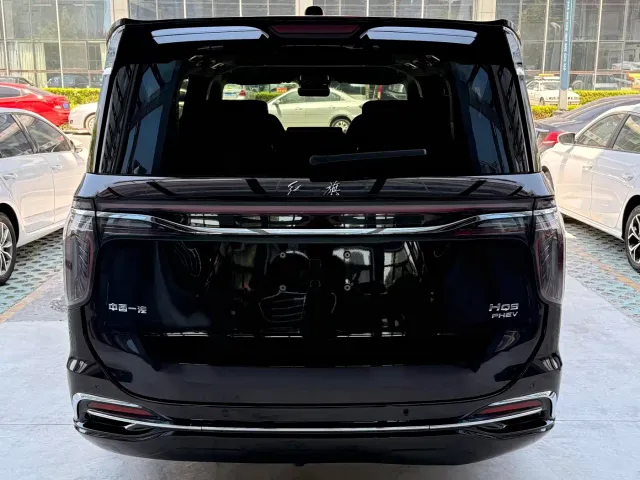 Hongqi HQ9 PHEV — Фото автомобиля 5