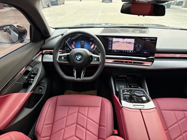 BMW 5 Series — Фото автомобиля 7