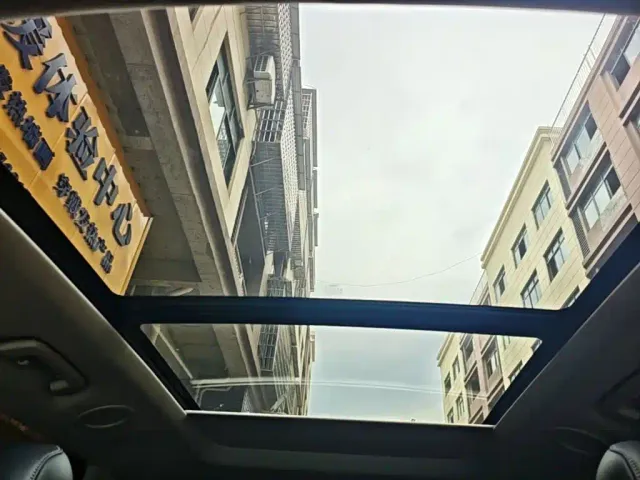 Ford Edge — Фото автомобиля 13