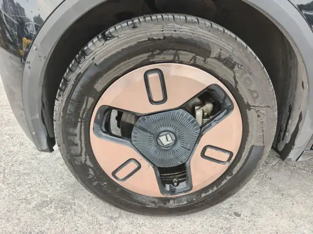 Baojun KiWi EV — Фото автомобиля 24