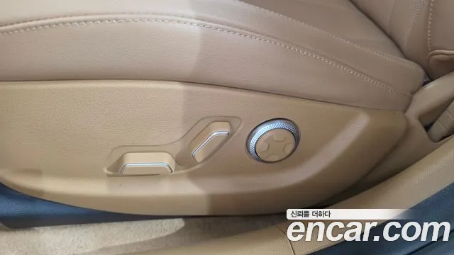 Genesis G80 Бензин 2.5 турбо 2WD — Фото автомобиля 30
