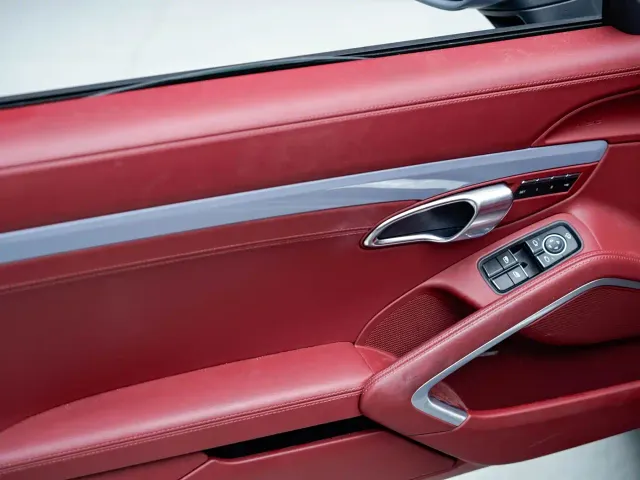 Porsche 718 — Фото автомобиля 21