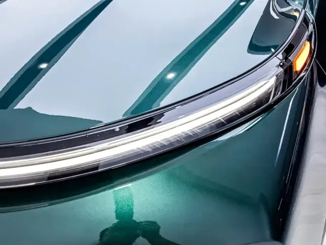 Li Auto Li L8 2025 Max Smart Renewal Edition — Фото автомобиля 6