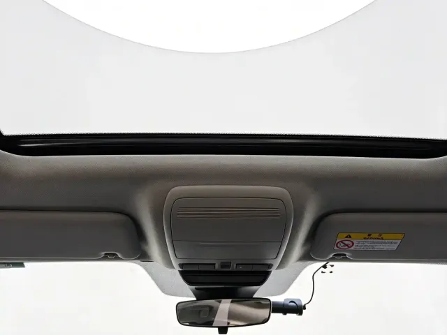 Mazda Axela — Фото автомобиля 12