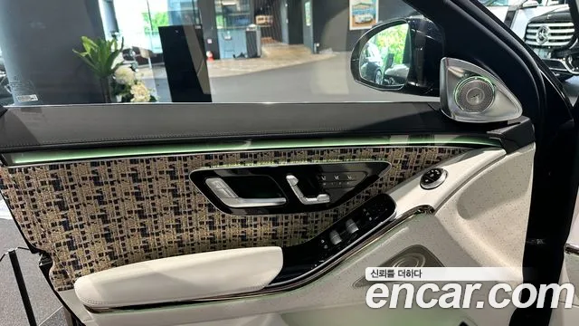 Mercedes-Benz S-Class S-класс W223 — Фото автомобиля 16